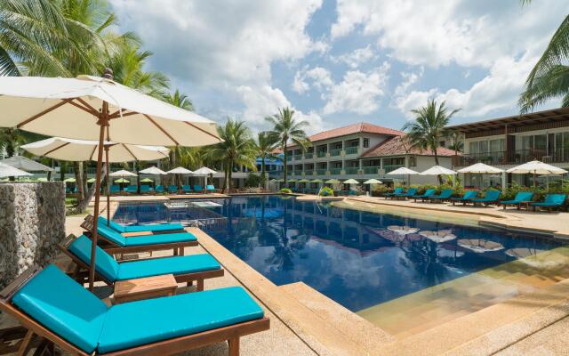 The Briza Beach Resort Khaolak