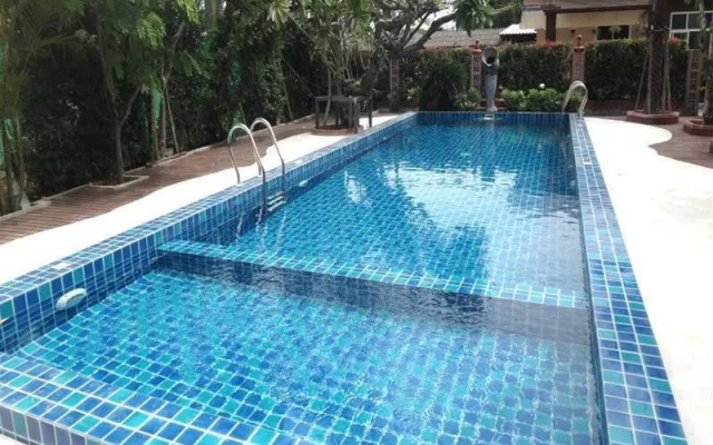 Eriko House