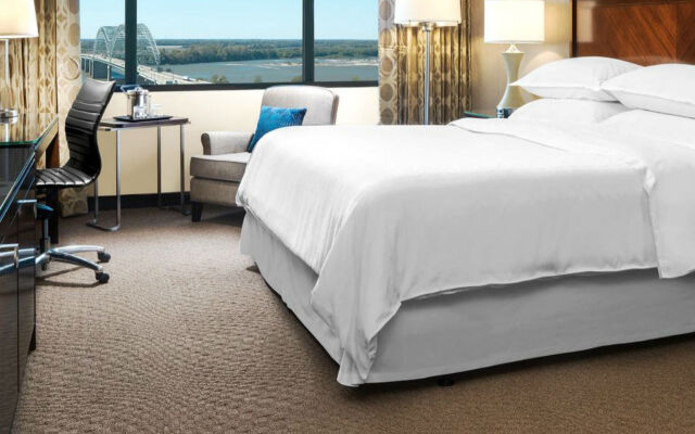 Sheraton Memphis Downtown Hotel