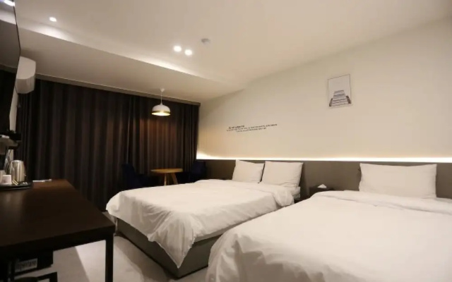 Hotel Juno