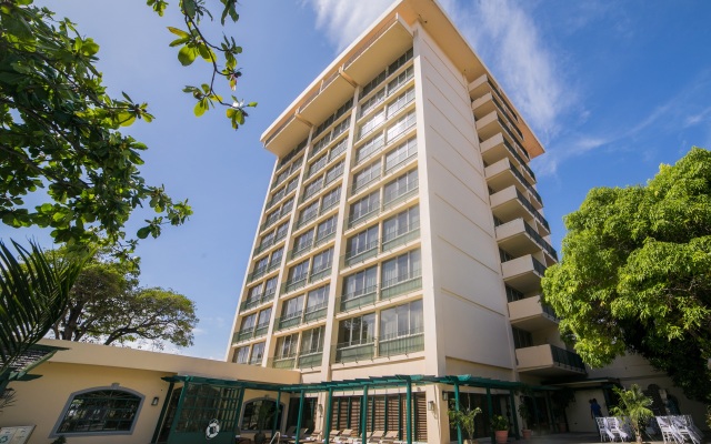 The Courtleigh Hotel and Suites