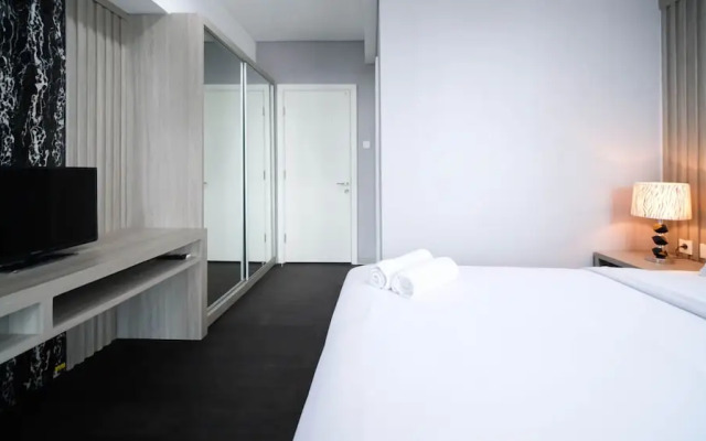 Best Location And Homey 1Br Apartment At Trillium Residence