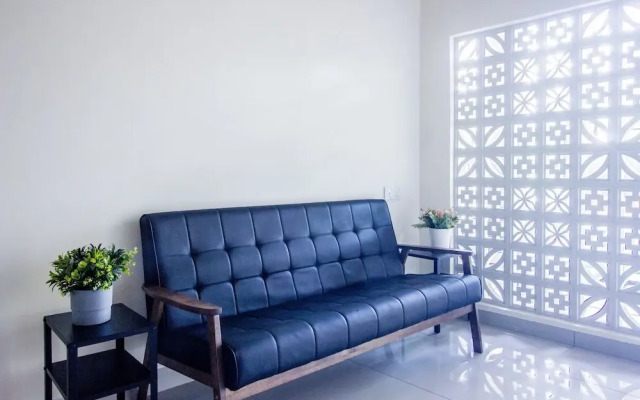 Plumeria 4BR Garden House by uBook