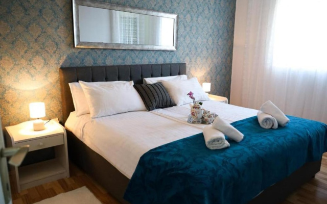 Franov Butique Residence