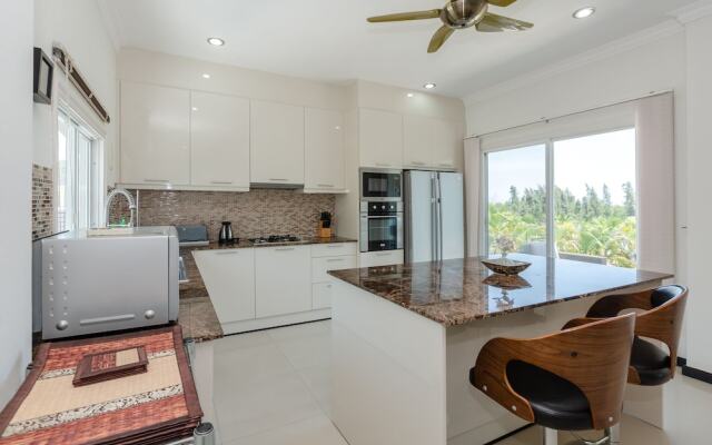 3 Bedroom Pool Villa With Amazing Views TH2