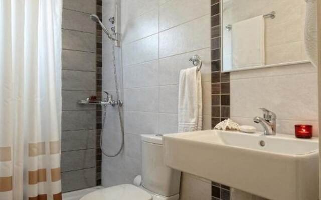 Pan Asia Seaview Apartment