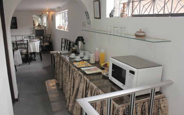 Hostal Alfredo's Palace