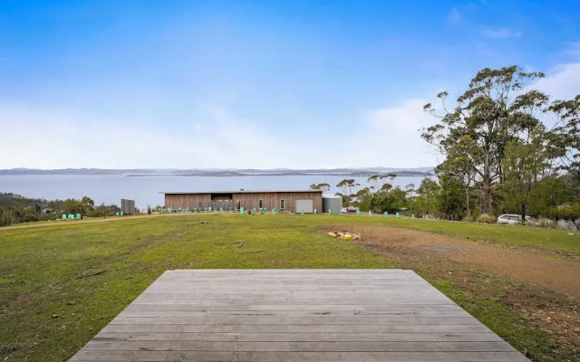 The Outlook on Mount Louis – 2 Bedroom