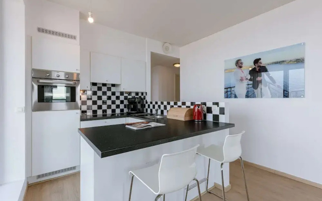 Stylish two Bedroom Apartment in Antwerp