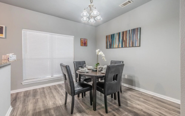 Luxury Townhome Collection GrandPrairie