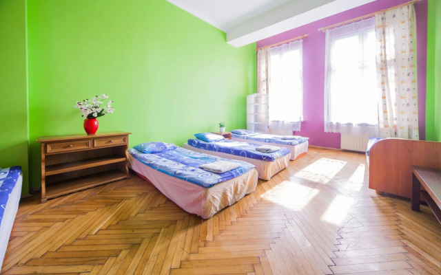 Tara Hostel