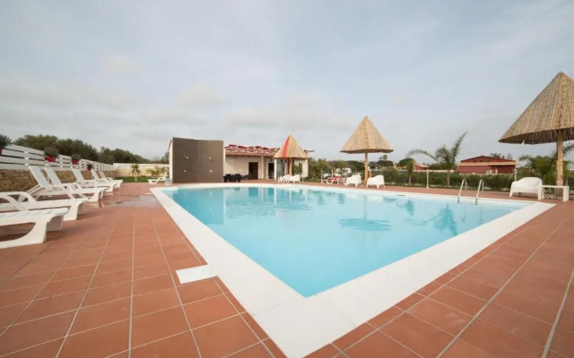 Apollonion Country House