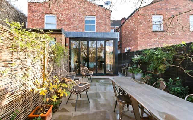 Interior Designed House With Garden in North West London by Underthedoormat