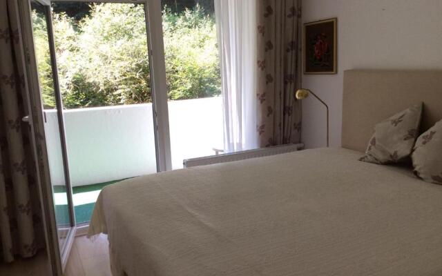 Kurhaus Apartment King Size Bett 180x200