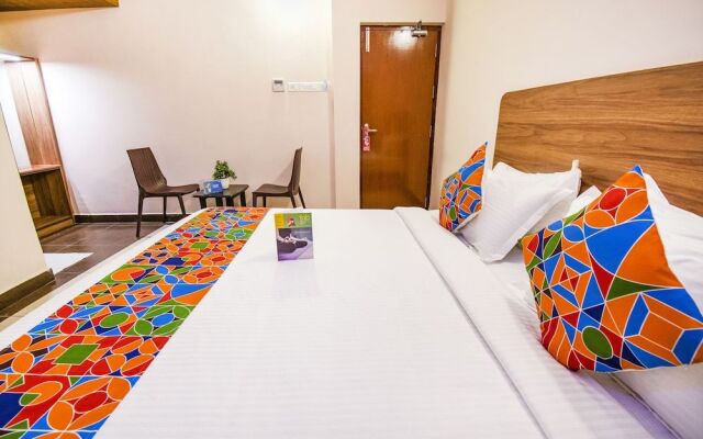 Fabhotel Radha Residency