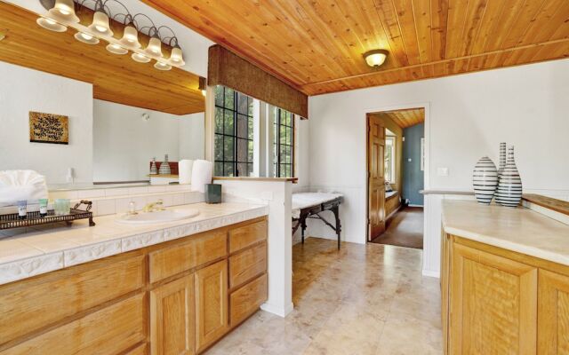 Knickerbocker Retreat #2321