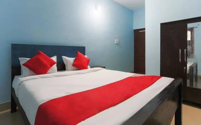 Royal Blues by OYO Rooms