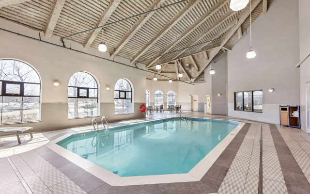 Best Western Plus Executive Inn