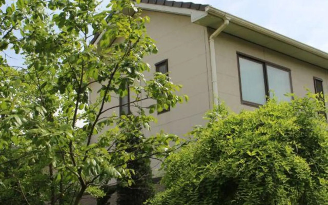 Yikang Sakura Inn