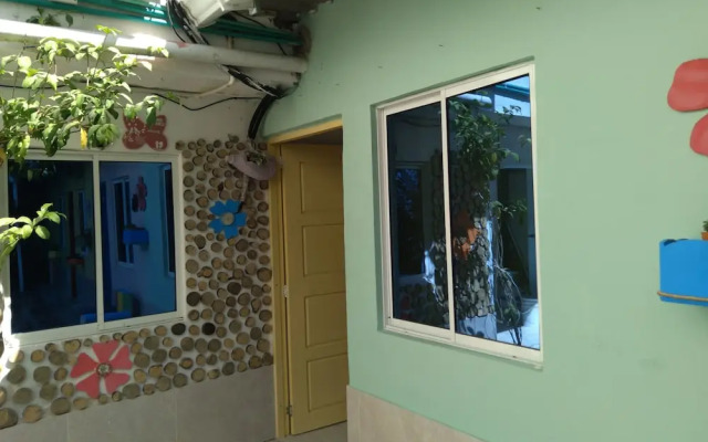 House Marfito Airport