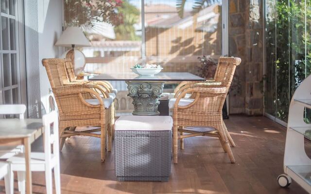 Gallery Villa 650M from the Beach (R81)