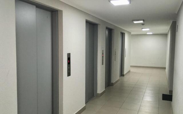 Moneda Express Apart