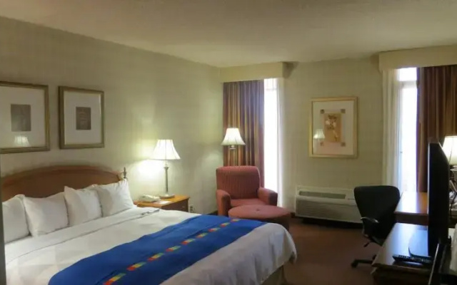 Park Inn by Radisson Dallas Love Field