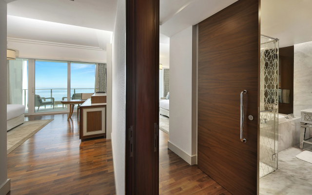 Waldorf Astoria Dubai Palm Jumeirah - Image 7