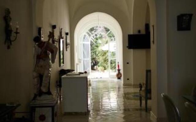 Villacore Capri