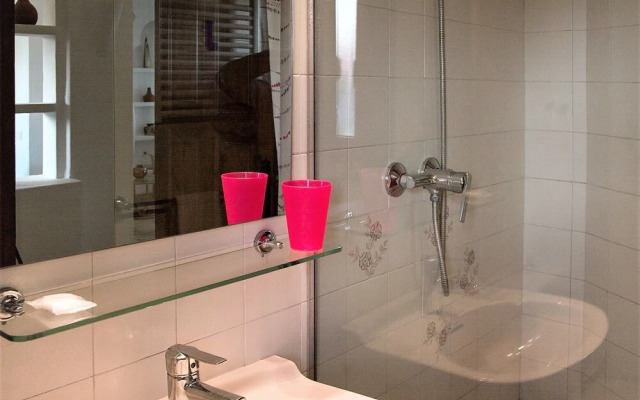 Dreamy Holiday Home in Pals With Swimming Pool