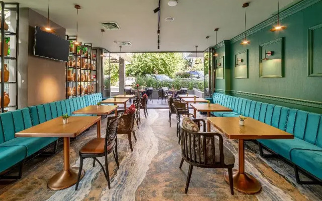 Tomis Garden Aparthotel Bucharest