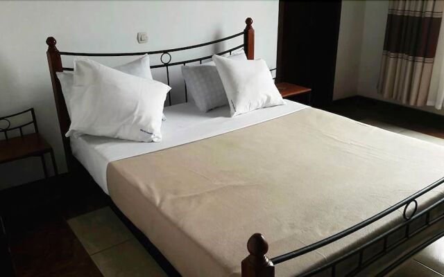 World House Gisozi Hotel