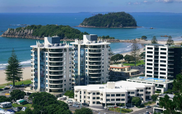 Oceanside Resort & Twin Towers