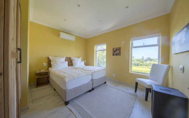 Constantia Cottages
