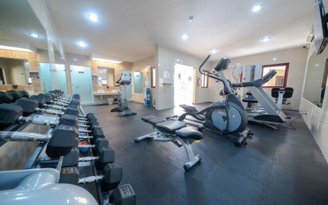 Best Ocean Front penthouse El Faro 401. 3 bedrooms