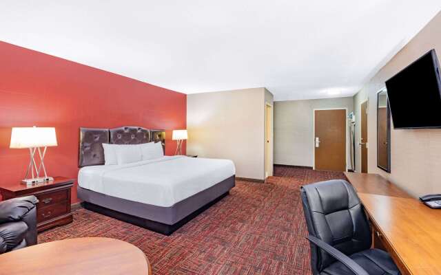 Ramada by Wyndham Grand Forks