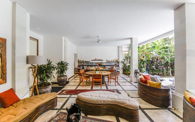 *OPENING PROMO* Luxury 5+1 Bdr Villa 100m To Beach