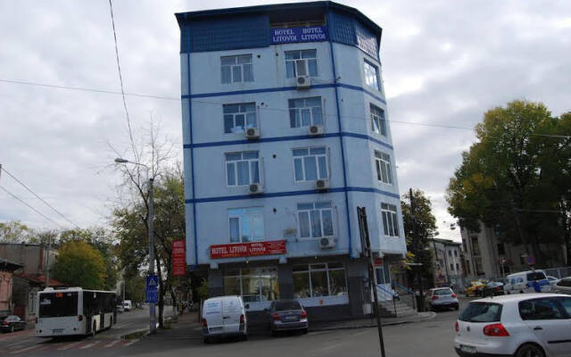 Hotel Litovoi Central