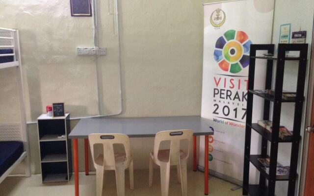 Vloft Backpackers Hostel