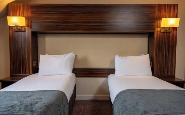 Fernhurst Lodge by Greene King Inns