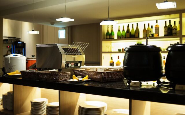 Olah Poshtel Taichung Wenxin