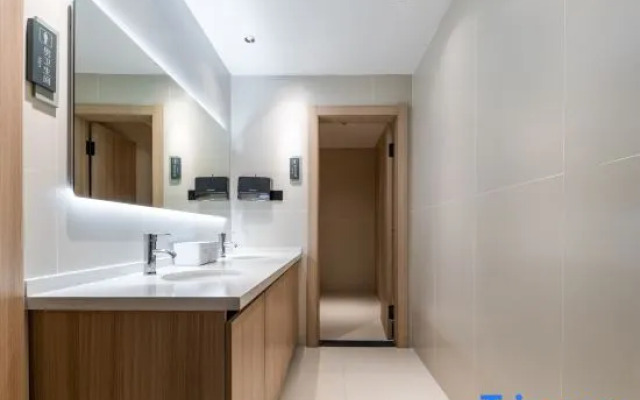 Yujing Saussurea Boutique Hotel