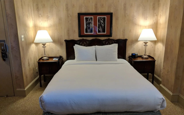 The Dunhill Hotel
