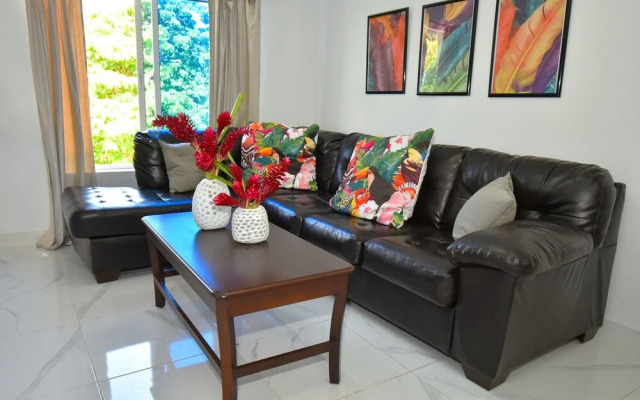 Rosil Place Aparthotel by the Beach