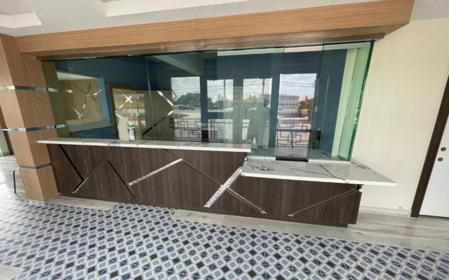 La Vyoma Villas, Westpark Hwy 6