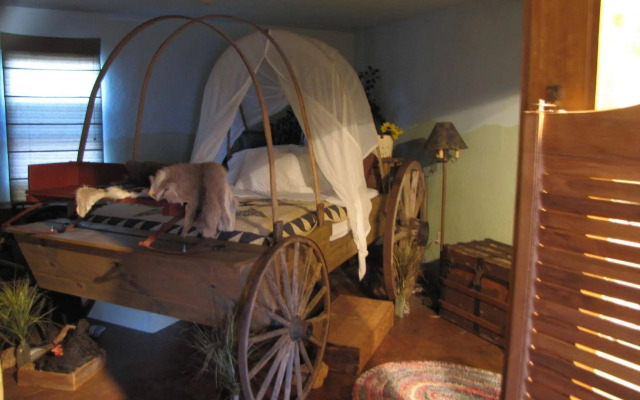 Covered Wagon B&B Guesthouse