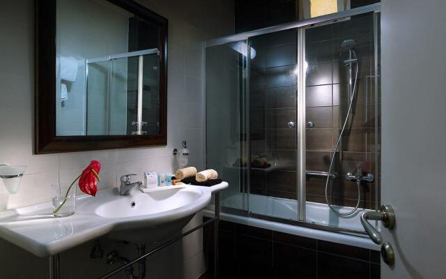 Latini Family Hotel