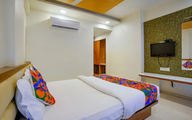 Fabhotel Ramjis Residency