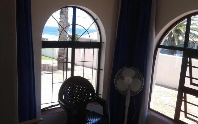 Oom Piet Self Catering Accomodation