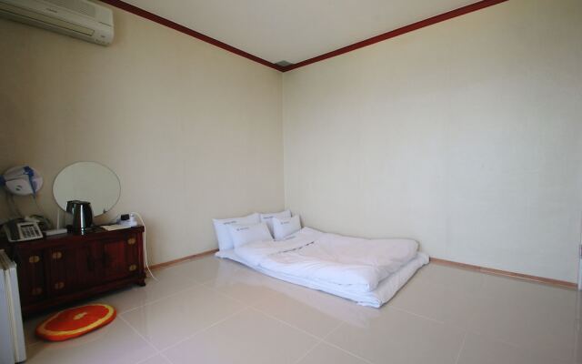 Uljin Whale Dream Hotel